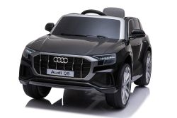 Paseo eléctrico en automóvil Audi Q8, negro, con licencia original, asiento de polipiel, puertas que se abren, motor de 2 x 25 W, batería de 12 V, control remoto de 2.4 Ghz, ruedas suaves de EVA, luces LED, arranque suave, licencia ORIGINAL