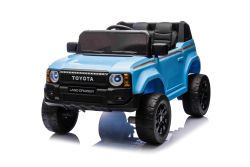 Coche eléctrico para niños Toyota Landcruiser 12V, azul, asiento individual ancho, control remoto 2,4 GHz, entrada USB / AUX, Bluetooth, suspensión, batería de litio, luces LED, 2 motores de 25W, licencia ORIGINAL