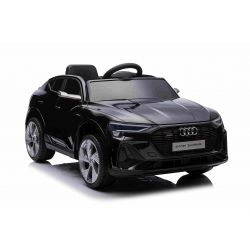 Coche eléctrico con conductor Audi E-tron Sportback 4x4 negro, Asiento de polipiel, mando a distancia de 2,4 GHz, ruedas Eva, entrada USB / Aux, Bluetooth, suspensión en todas las ruedas, batería 12V / 7Ah, luces LED, ruedas Soft EVA, 4 X 25W motor, licen