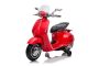 Patinete eléctrico Vespa 946 con marcha atrás, rojo, Licencia, ruedas auxiliares, batería de litio, 2 motores de 30W, Asiento de cuero, Reproductor MP3 con entrada USB